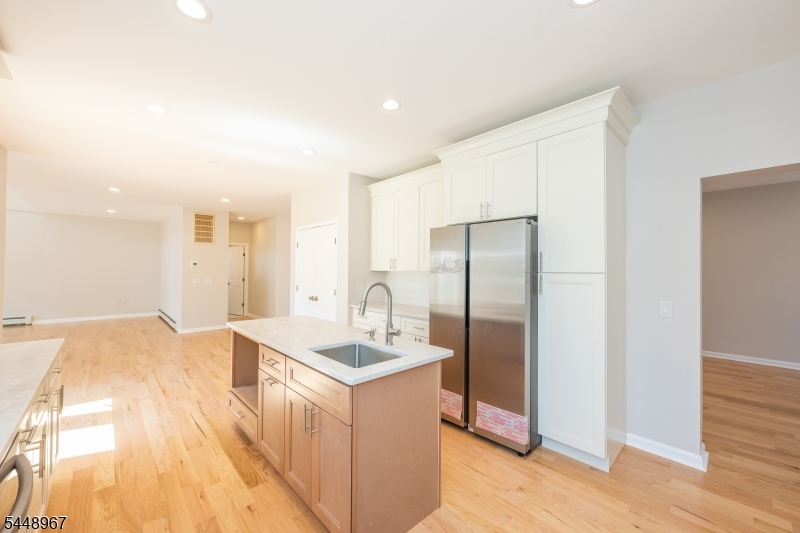 25 Park Pl Property Photo 14