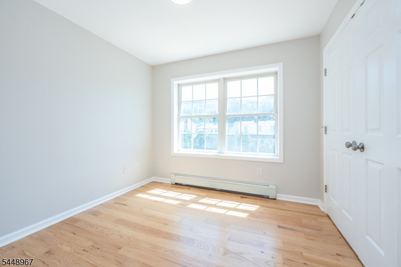 25 Park Pl Property Photo 26