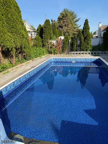 25 Park Pl Property Photo 44