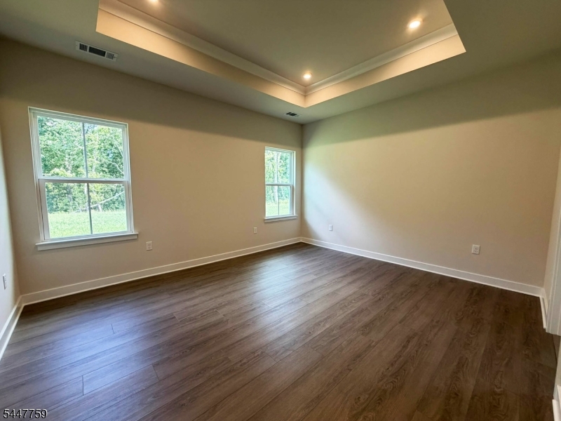 40 Thomas Knoll Blvd Property Photo 11
