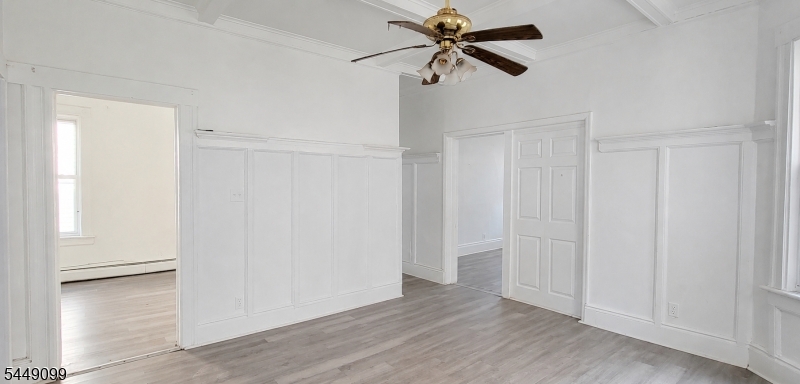 78 Van Buren St Property Photo 8