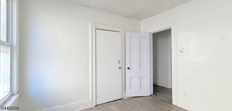 78 Van Buren St Property Photo 13