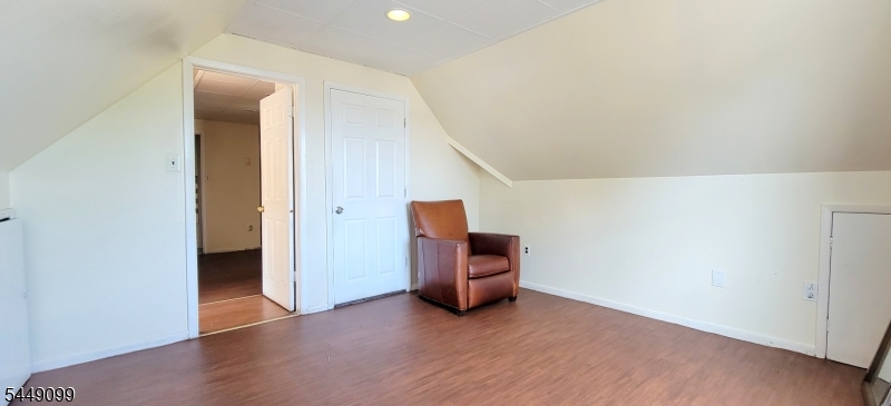 78 Van Buren St Property Photo 22
