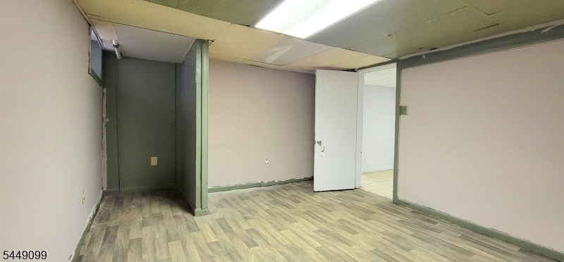 78 Van Buren St Property Photo 34