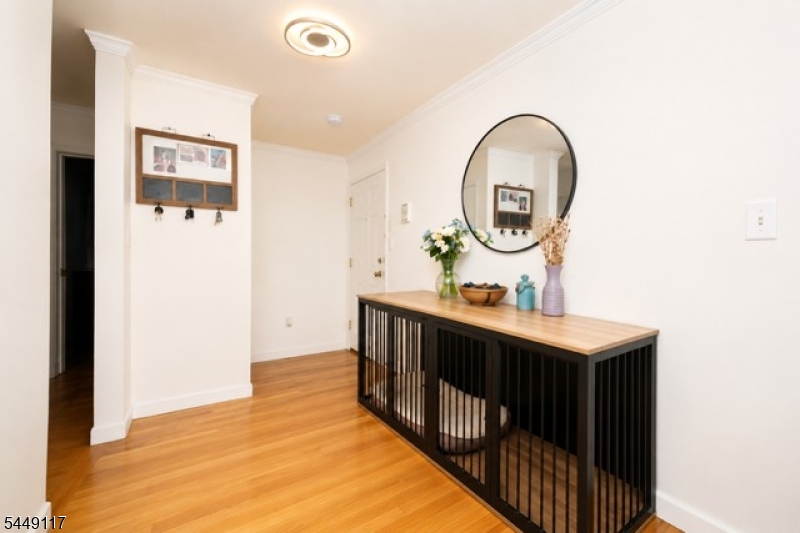 20 Mountain Ave 4 Property Photo 2