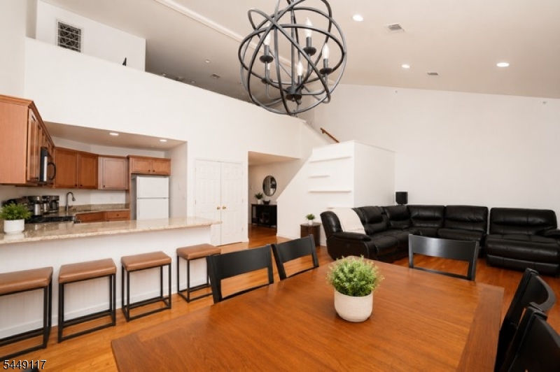 20 Mountain Ave 4 Property Photo 12