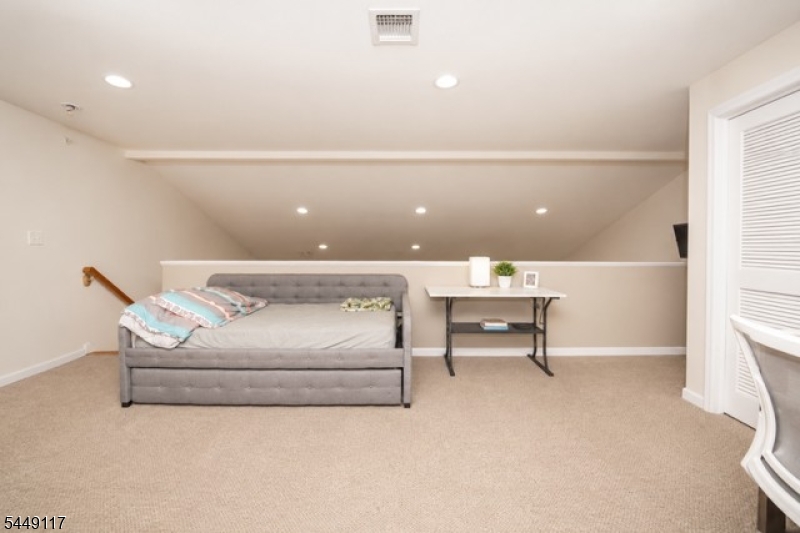 20 Mountain Ave 4 Property Photo 19