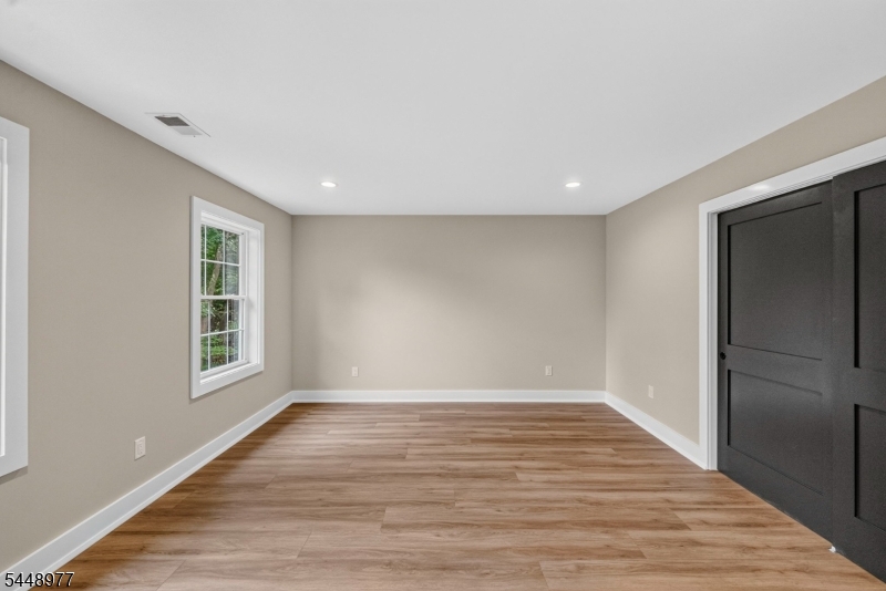52 Old Brookside Rd Property Photo 14