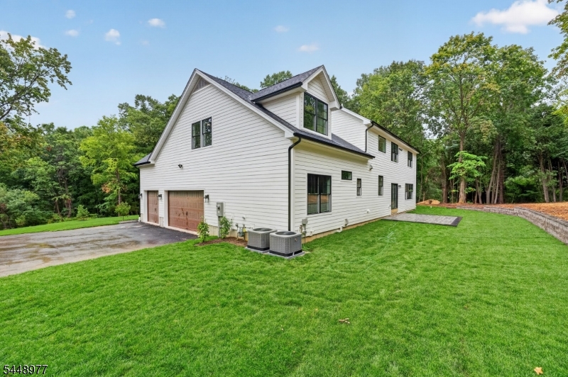 52 Old Brookside Rd Property Photo 28