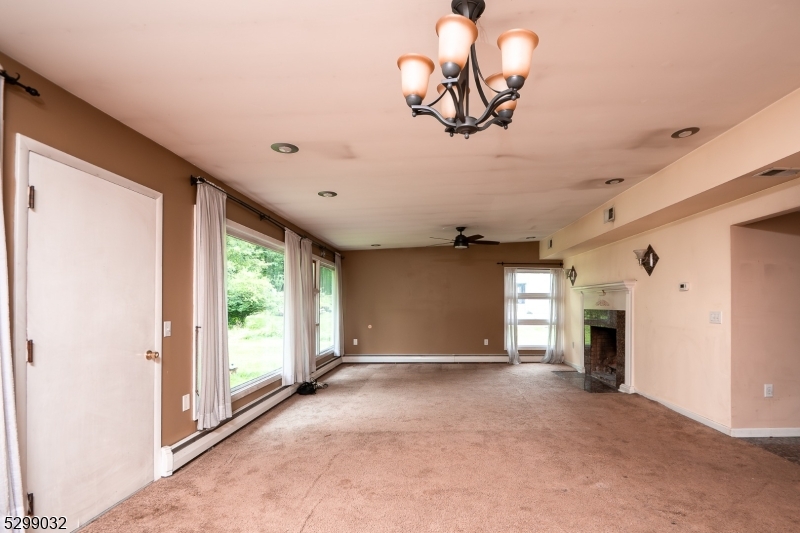 35 Glenwood Dr Property Photo 11