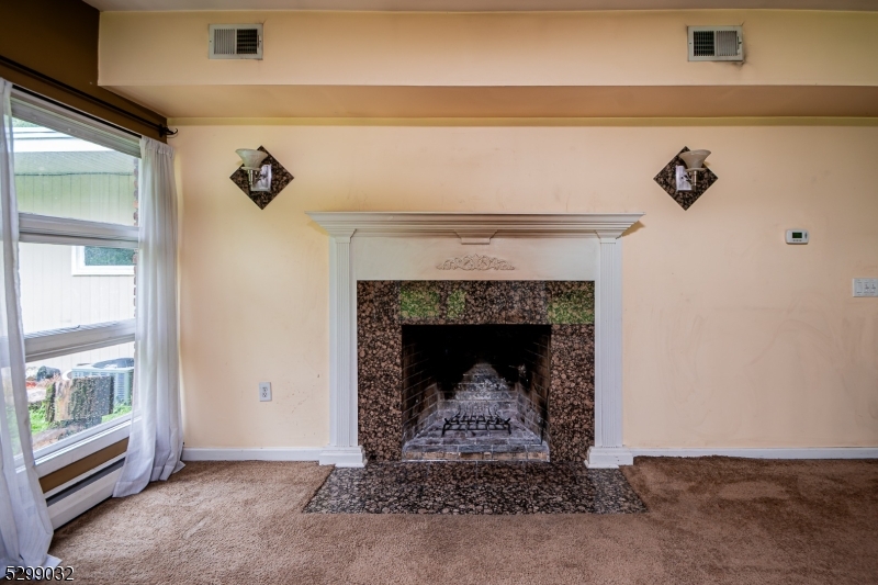 35 Glenwood Dr Property Photo 12
