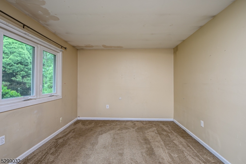 35 Glenwood Dr Property Photo 19