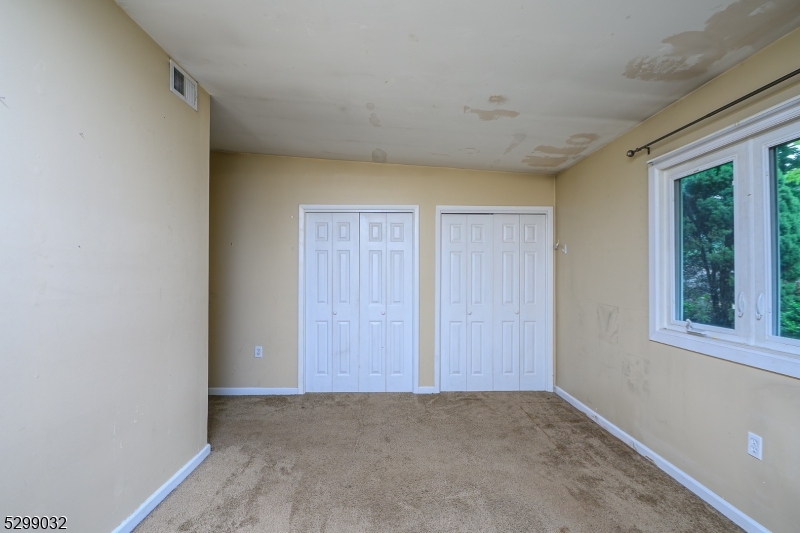 35 Glenwood Dr Property Photo 20