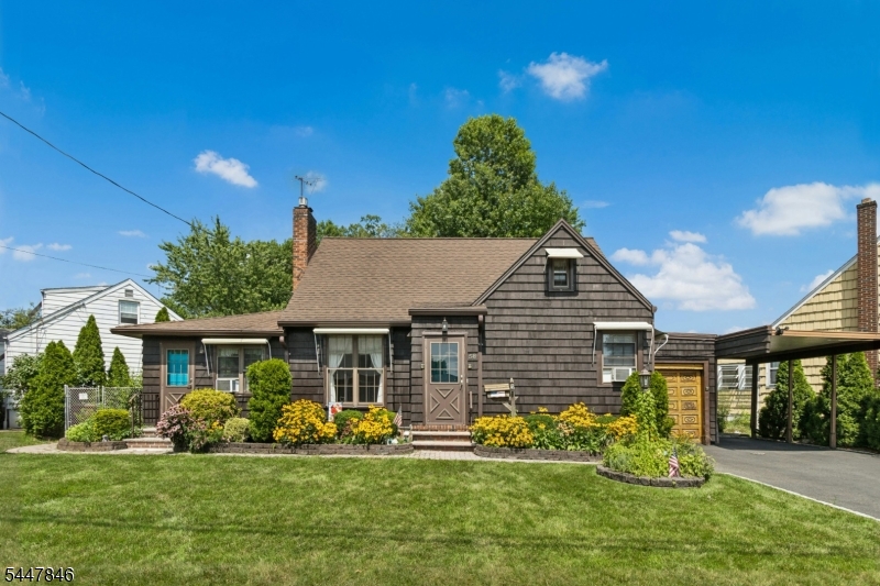 58 Furber Ave Property Photo 1