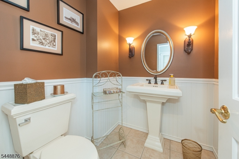 18 Century Ct Property Photo 6