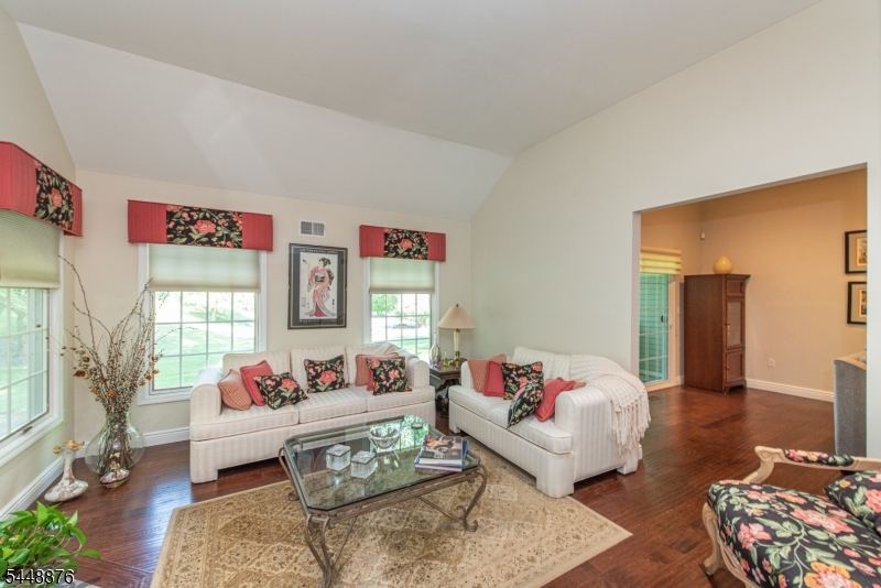 18 Century Ct Property Photo 11
