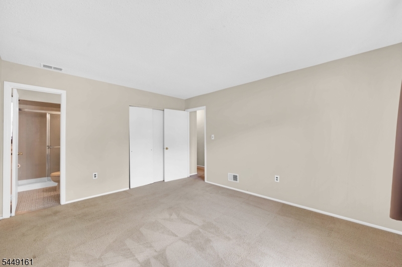 11 Reef Pl Property Photo 10