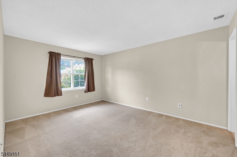 11 Reef Pl Property Photo 11