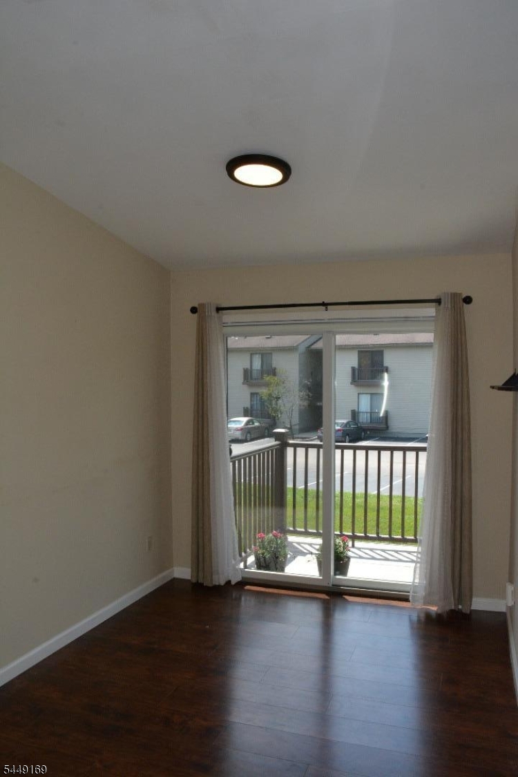 1306 Spruce Hills Dr Property Photo 10