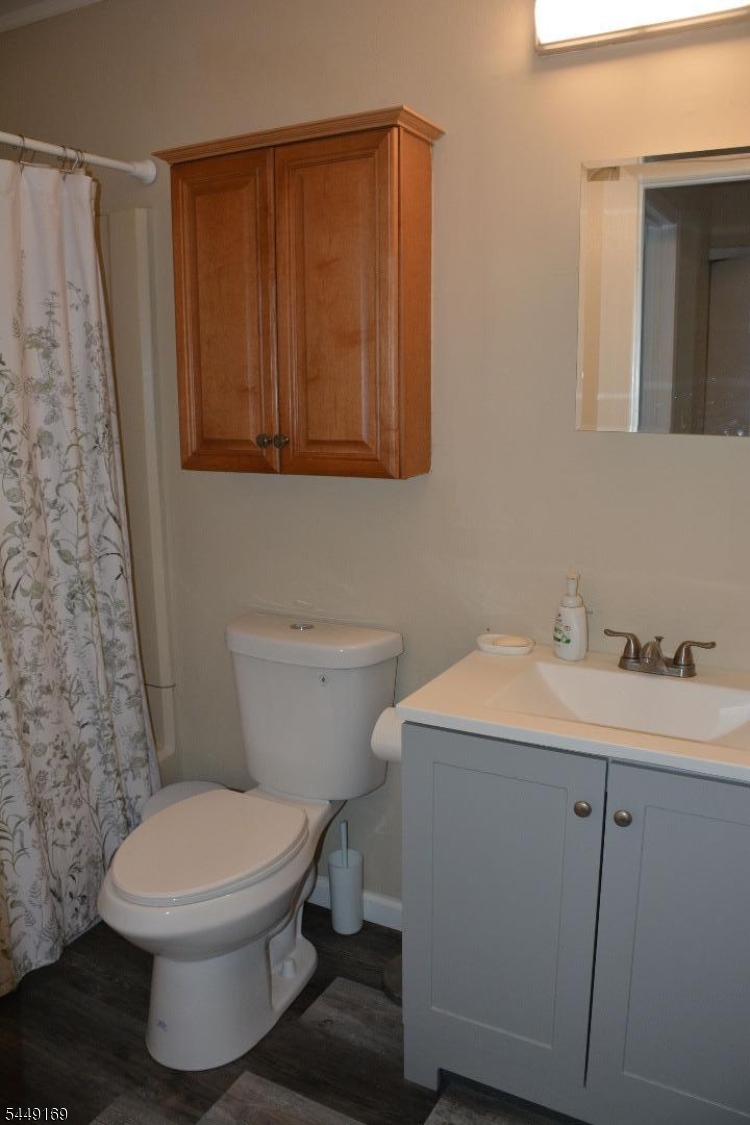 1306 Spruce Hills Dr Property Photo 20