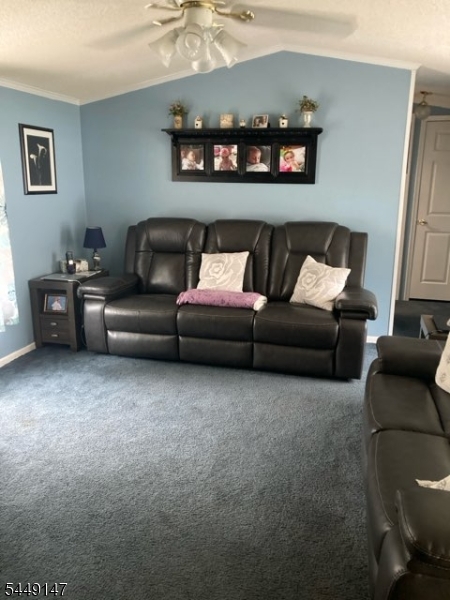 504 Kenbury Property Photo 11