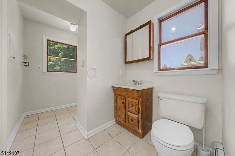 10 High St Property Photo 19