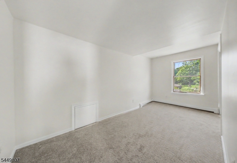 10 High St Property Photo 28