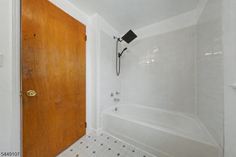 10 High St Property Photo 37