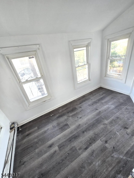 14 Triton Ter Property Photo 13