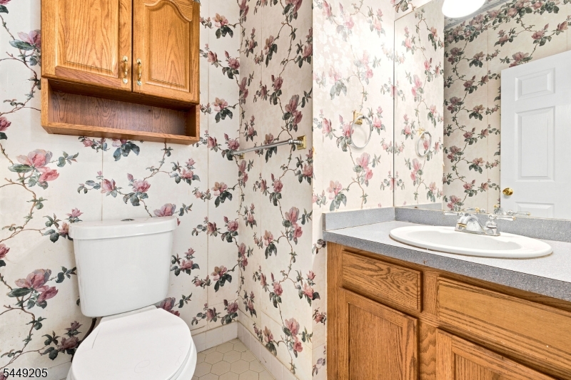 9 Gallop Ln Property Photo 7