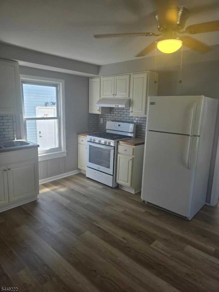 813 George St Property Photo 3