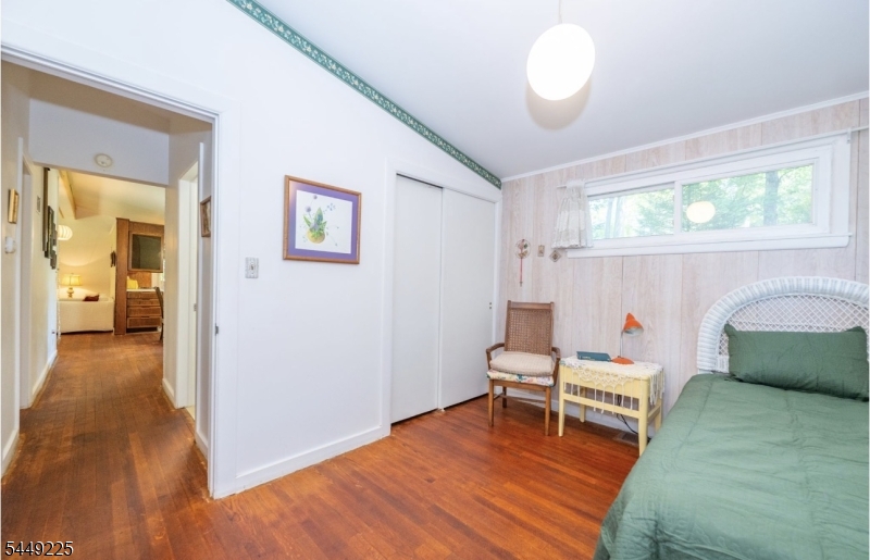53 Old Wood Rd Property Photo 27