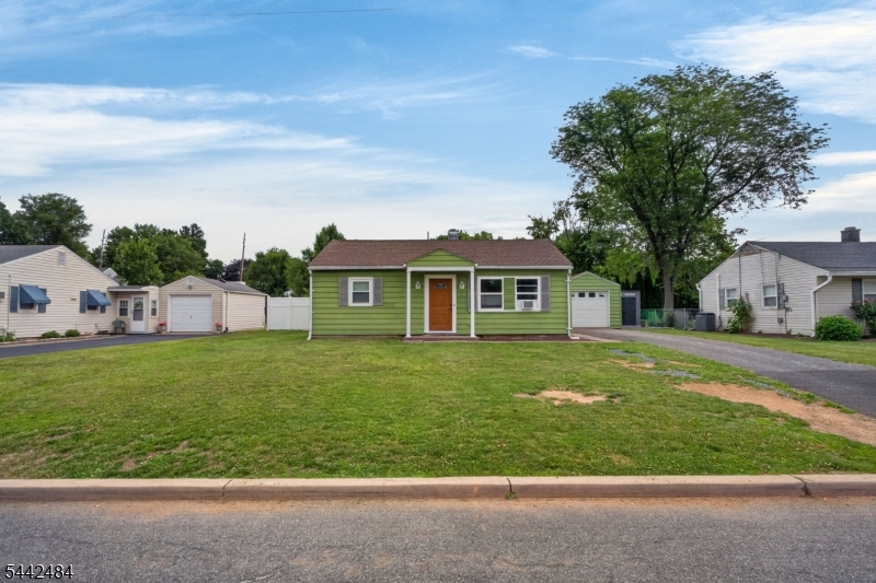 309 Stelko Ave Property Photo 1