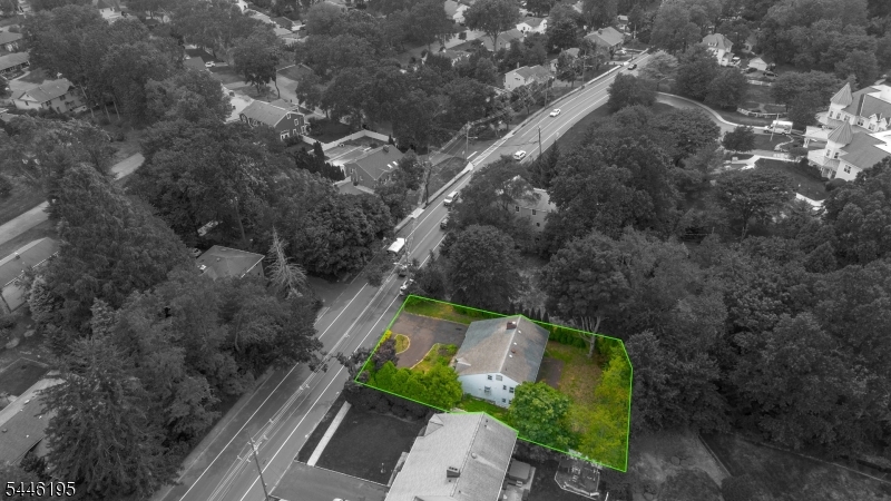 1598 Springfield Ave (1600) Property Photo 29