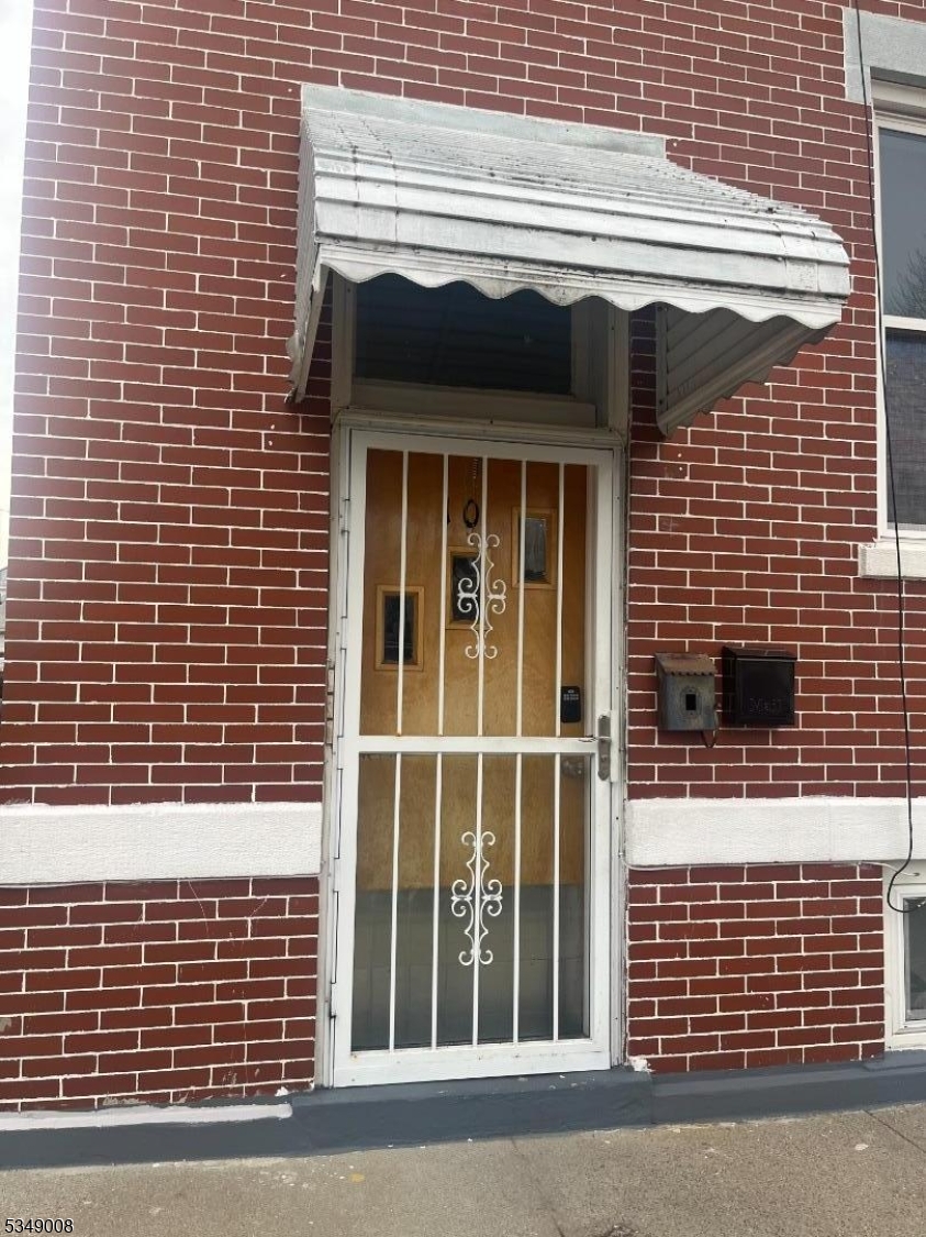 10 Mahar Ave 1 Property Photo 3