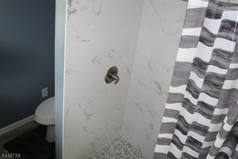 1123 Dukes Pkwy Property Photo 13