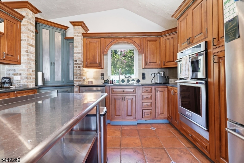200 Mccosh Rd Property Photo 6