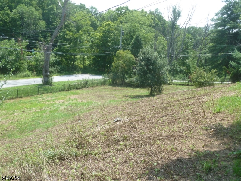 4 Smith Rd Property Photo 9
