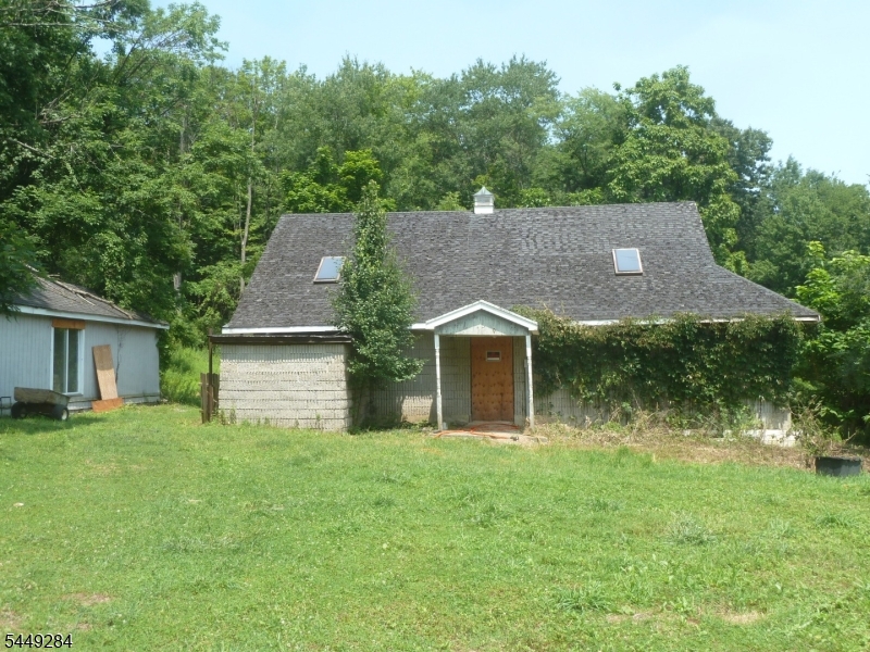 4 Smith Rd Property Photo 13