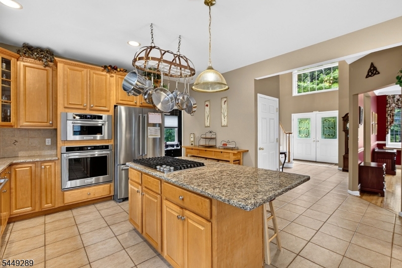 1 Stearns Ter Property Photo 9