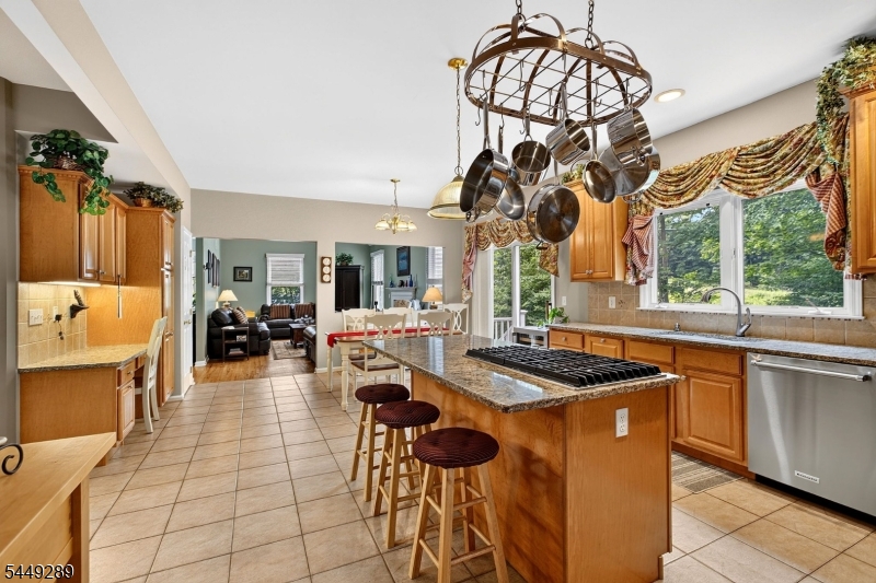 1 Stearns Ter Property Photo 10