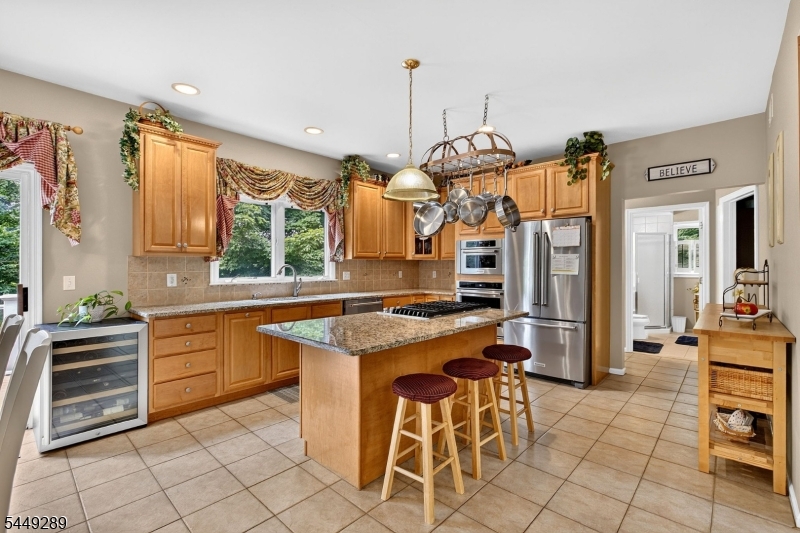 1 Stearns Ter Property Photo 11