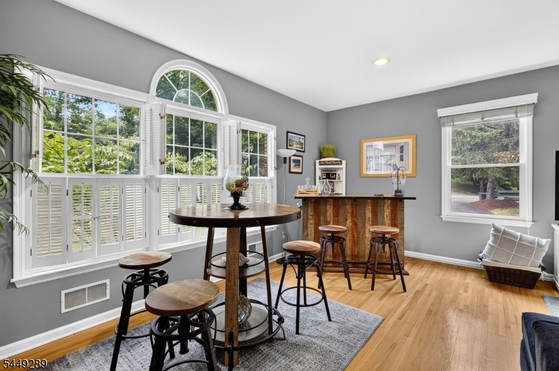 1 Stearns Ter Property Photo 13