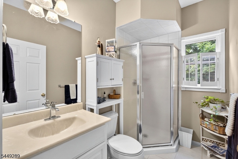 1 Stearns Ter Property Photo 23