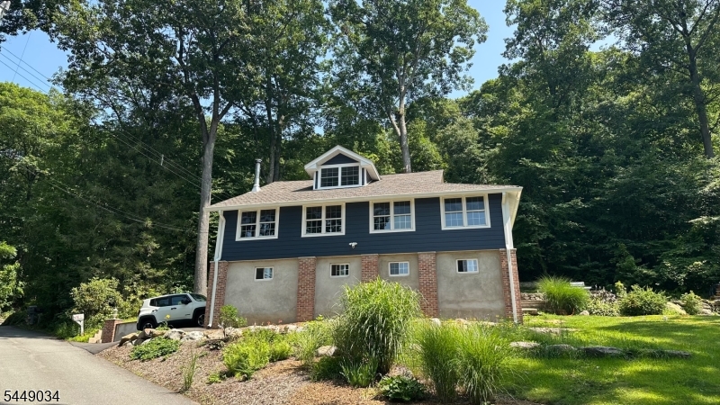 20 Mt Crest Rd Property Photo 1