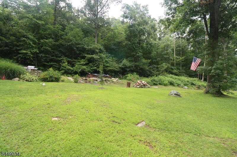 20 Mt Crest Rd Property Photo 3
