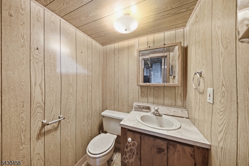 113 Deckertown Tpke Property Photo 24