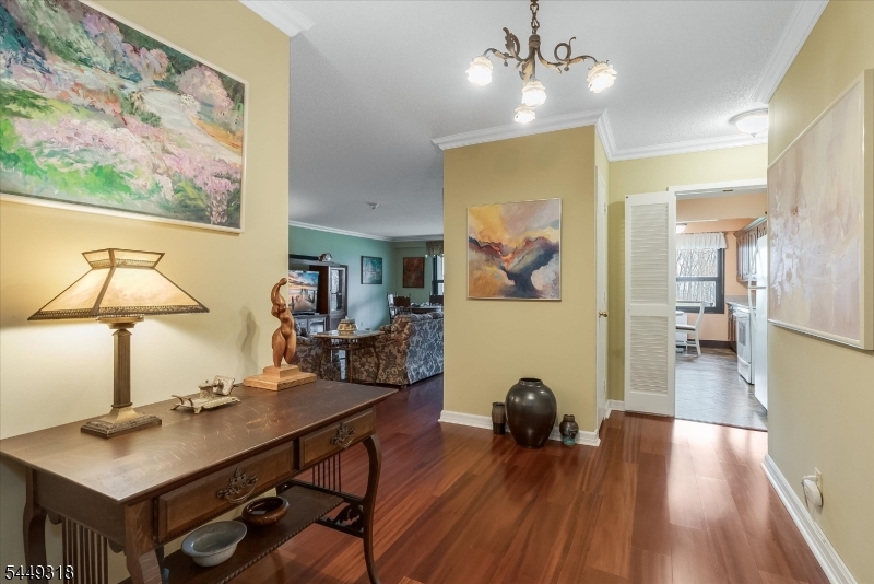2 Claridge Dr 1ne Property Photo 6