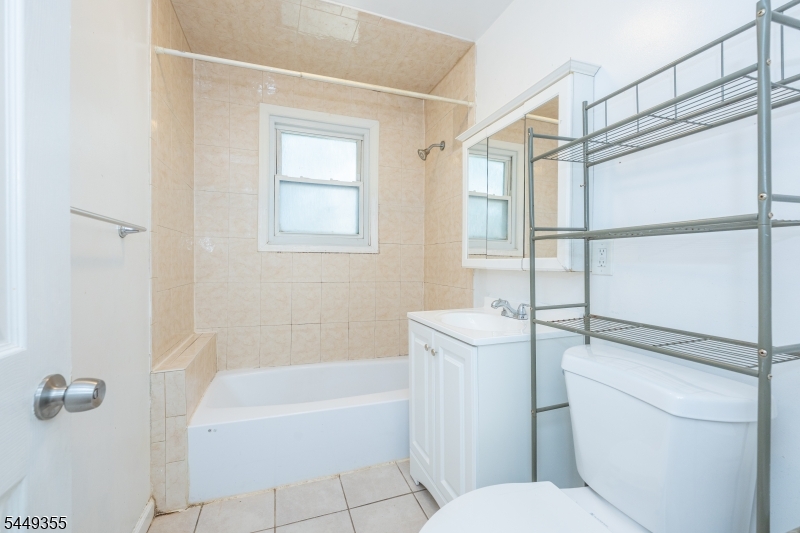 106 Broughton Ave Property Photo 11