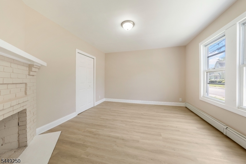 49 Caldwell Pl Property Photo 11